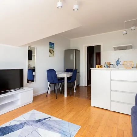 Apartman Marine By Bookinghost