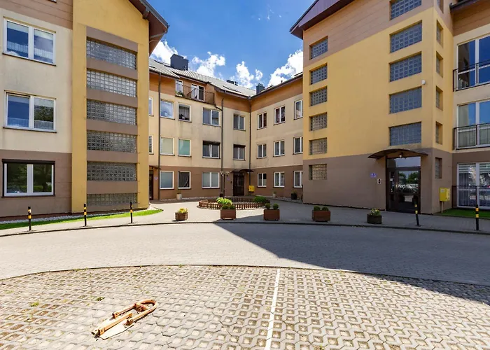 Marine By Bookinghost Пуцк